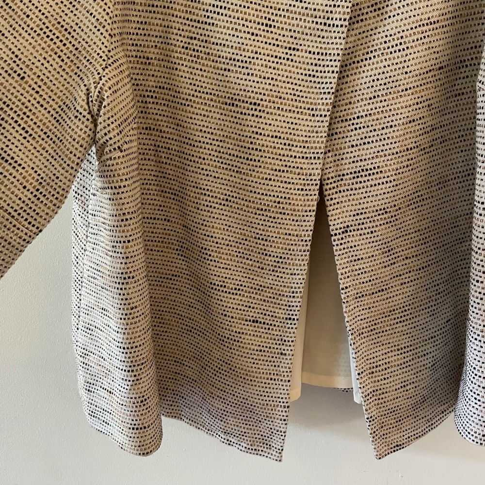 One Button Jacket - Picture 4 of 7